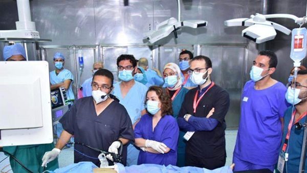 الفريق الطبى بالمستشفى