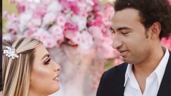 علي ربيع وزوجته 