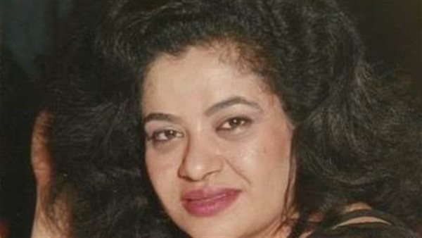 الشاعرة والكاتبة