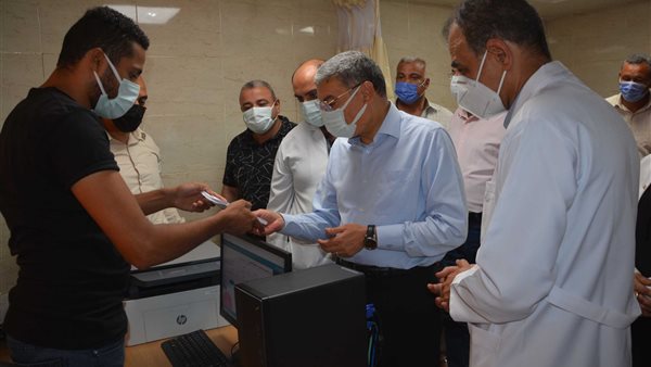 محافظ المنيا يتفقد