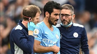 وكيل جوندوجان بعد ارتباطه بـ برشلونة: لا يوجد اتفاق مع أي نادي وتركيزه مع مانشستر سيتي