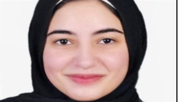 الطالبة عهد مصطفى