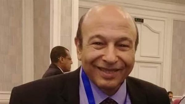 الدكتور بركات عبد