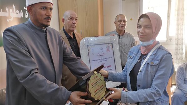  الطالبة عبير عادل