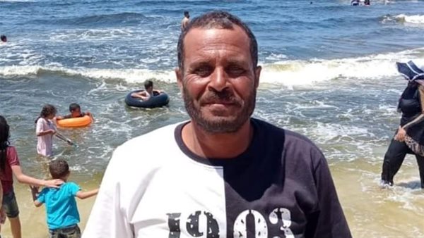 المنقذ حسن عمر بشاطئ