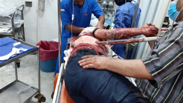 الماسورة في صدر الشاب