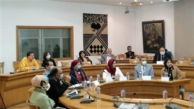 عضو القومي للمرأة وبرلمانية يوضحان مخاطر الزيادة السكانية