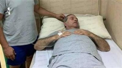 بعد تعرضه لـ أزمة صحية.. تفاصيل نقل توفيق عكاشة إلى المستشفى