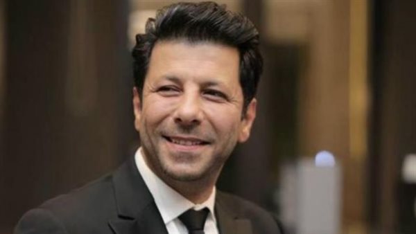 الفنان إياد نصار