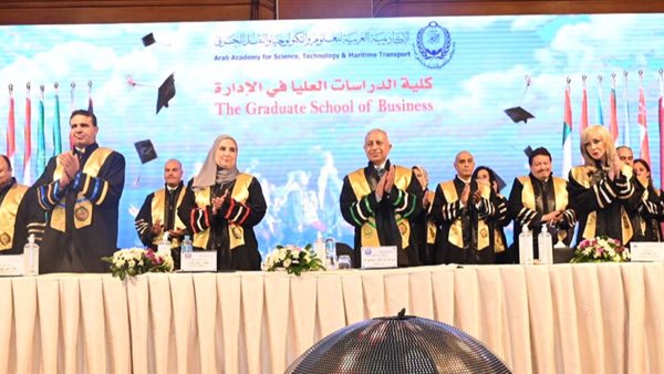 وزيرة التضامن تشهد