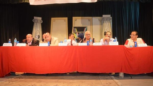 جانب من تكريم أدباء