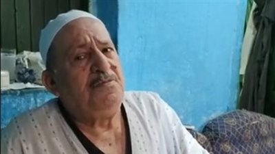 مسن بالإسماعيلية يشكو انهيار أجزاء من منزله ويناشد بترميمه