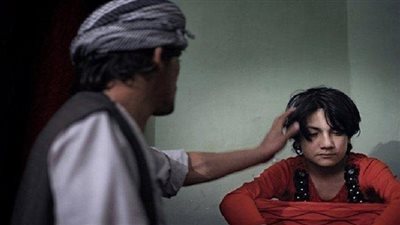 تقليد أفغاني يبيح استغلال الفتية جنسيًّا.. ما هو الباشا بازي؟