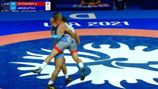 عماد أشرف لاعب المصارعة