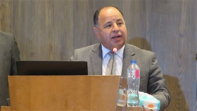 وزير المالية: نجحنا في تخفيض عجز الموازنة إلى 7.4% بدلا من 8%