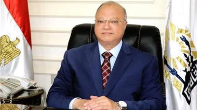 إيقاف 3 مسؤولين بمحافظة القاهرة لسوء حالة النظافة بنطاق عملهم