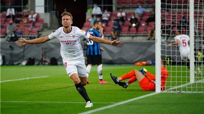 برشلونة يدرس التعاقد مع الهولندي لوك دي يونج