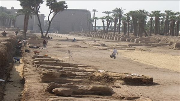 طريق الكباش 