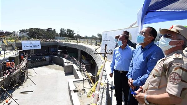 رئيس الوزراء يتفقد