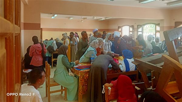 تكدس الطلاب للتقديم