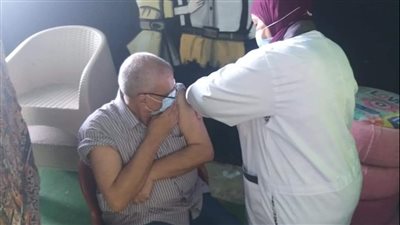 انطلاق المبادرة الرئاسية لـ تطعيم المواطنين ضد كورونا في المحمودية | صور