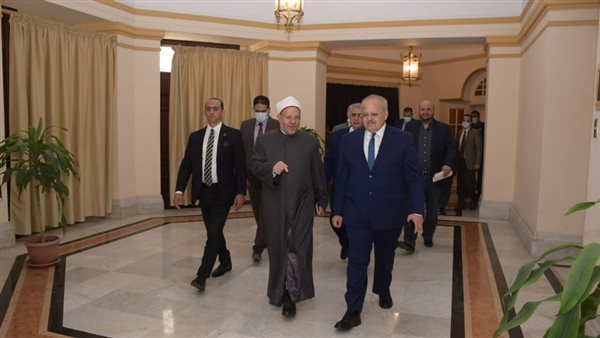 ندوة بناء الإنسان