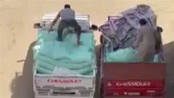 سرقة دقيق في وضح