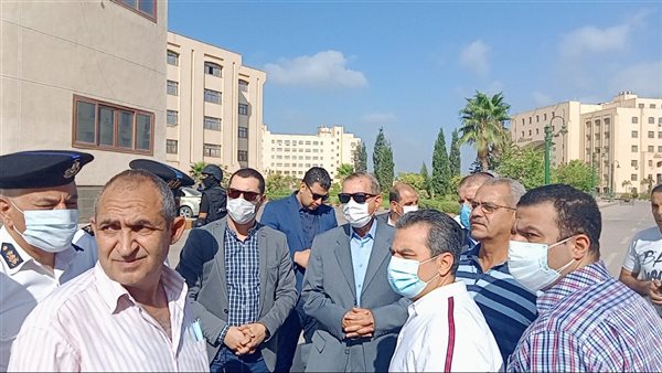 محافظ كفر الشيخ كلية