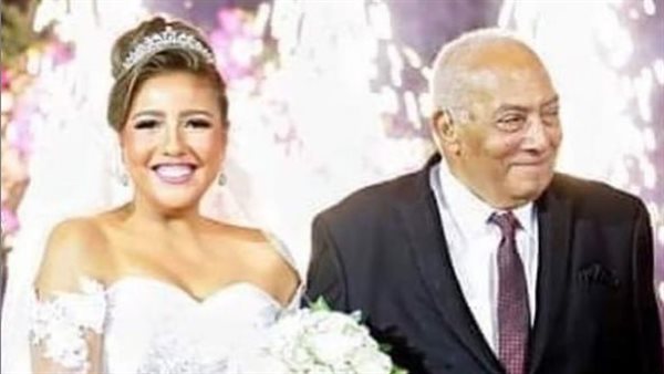 مي كساب ووالدها