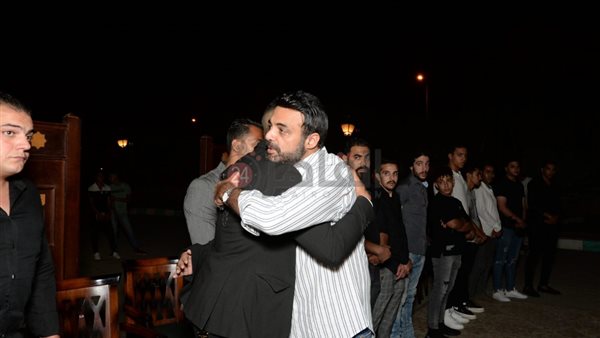 عمرو محمود ياسين