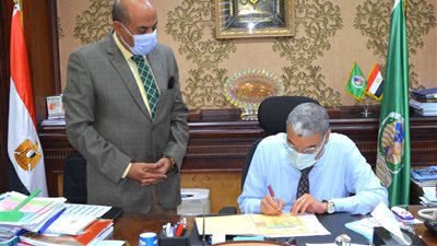 محافظ المنيا يعتمد نتيجة الدور الثاني للشهادة للإعدادية بنسبة 89.9%