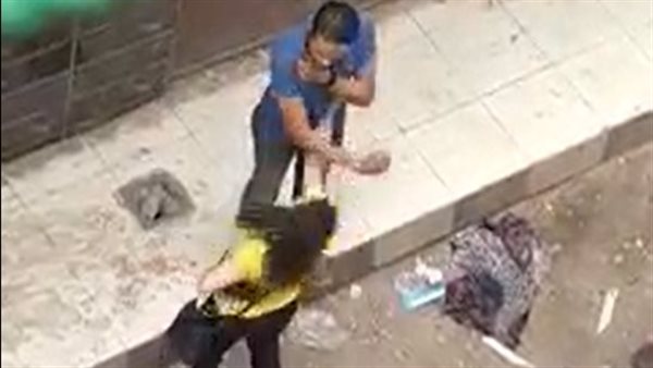 اثناء التحرش بفتاه