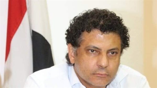 عادل حسان رئيس فرقة