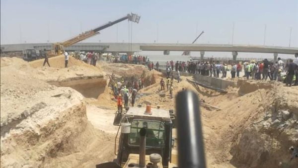 انهيار سقالة 