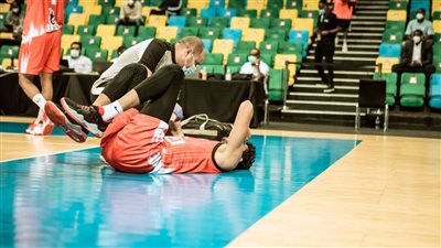 طبيب المنتخب يكشف التشخيص المبدئي لإصابة أنس أسامة ومدة غيابه