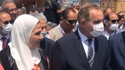 وزيرة التضامن تلتقي الصيادات المستفيدات من مبادرة بر أمان