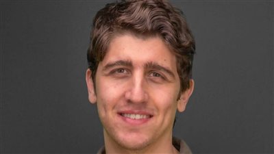 طبيب مقيم في بريطانيا: سلالة دلتا بلس الأكثر انتشارًا في إنجلتر.. لكن الوضع تحت السيطرة 