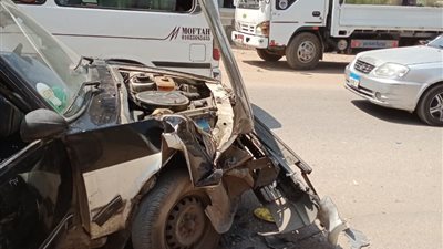 تصادم سيارتين ملاكي وأجرة دون خسائر بالأرواح بالقليوبية 