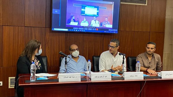 ندوة الترجمة في مكتبة