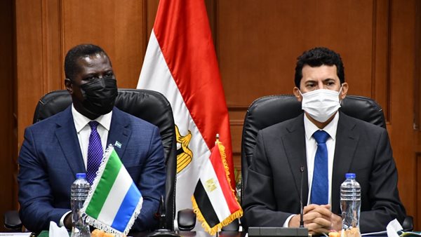 وزير الشباب والرياضة