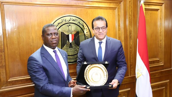 وزير التعليم العالي