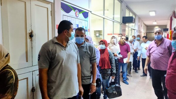  استمرار تطعيم منتسبي