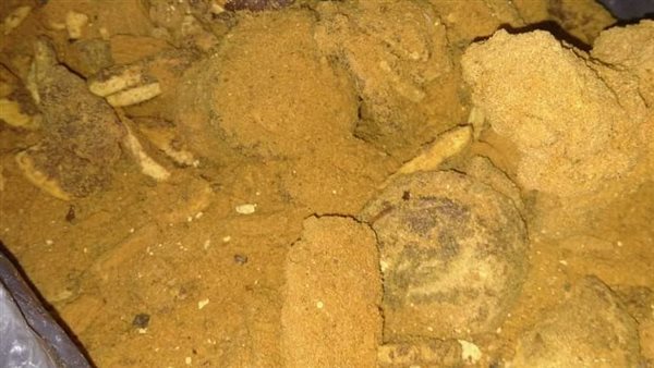 ضبط مواد غذائية فاسدة