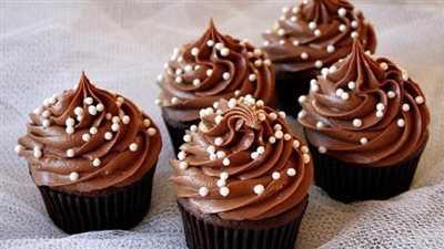 أسهل طريقة لعمل الكب كيك فى المنزل.. تعرف عليها