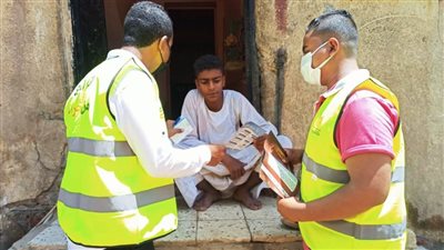 محافظ أسوان يطلق حملة للتوعية بمخاطر الإدمان في قرى حياة كريمة 