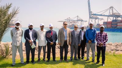 وفد من متدربي مركز التنمية الإدارية بالسودان يزور المنطقة الاقتصادية