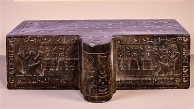 متحف الغردقة يعرض مائدة قرابين خاصة بالملك تحتمس الثالث