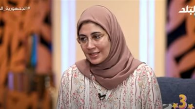 والدة أحد أوائل الثانوية العامة: لم أضغط على ابني في المذاكرة على الإطلاق (فيديو)