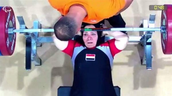 جيهان عبدالعزيز 