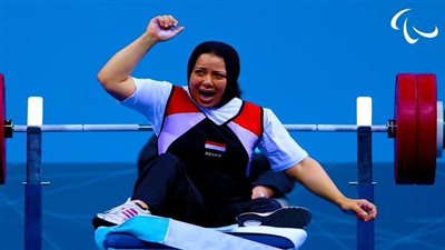 فاطمة عمر تُتوج بـ4 ذهبيات في بطولة إفريقيا لرفع الأثقال البارالمبي